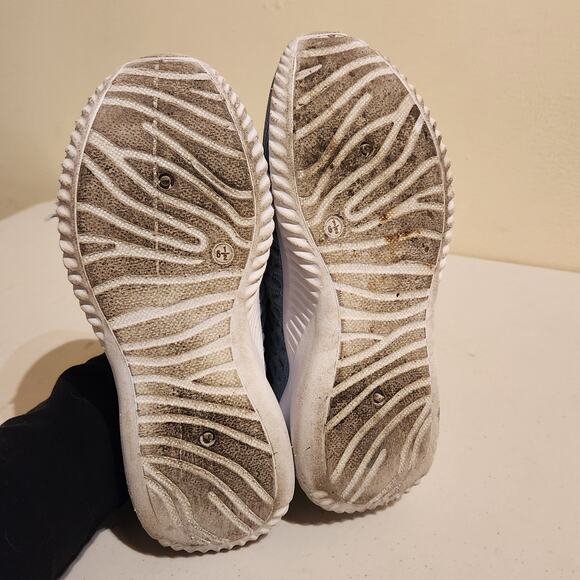 Danskin Stunt Comfort Sneaker Baby Blue Vegan Textile Walk Shoes US 6.5 EUR 37.5 - Picture 6 of 8